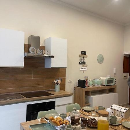 Miracles On 32Th Street Apartment Napoli Exterior foto
