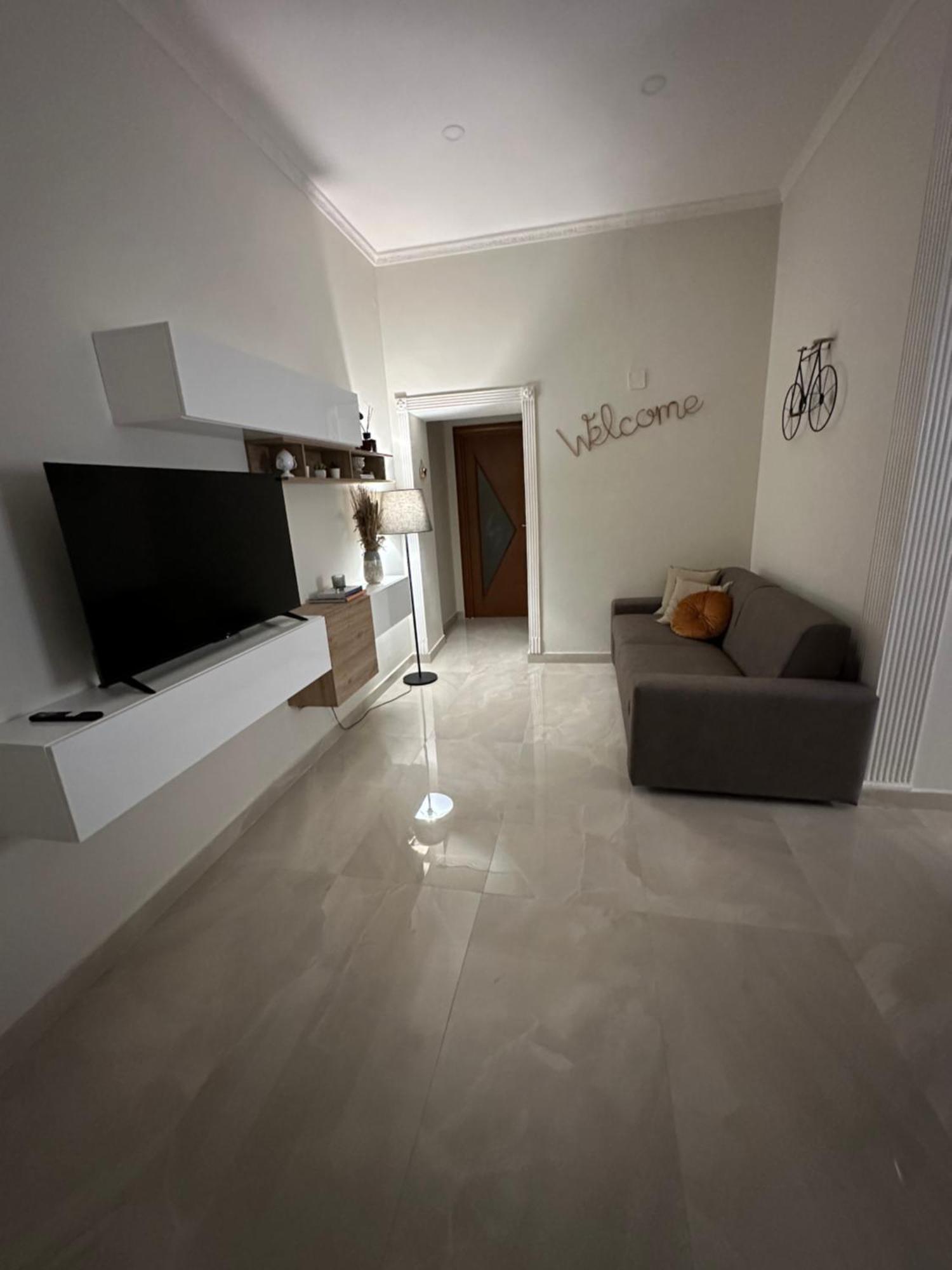 Miracles On 32Th Street Apartment Napoli Exterior foto